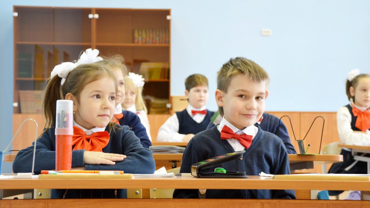 Дети в школе Москва. Комфорт в школе в Москве. Рязань школа дети. Новая школа 2018.