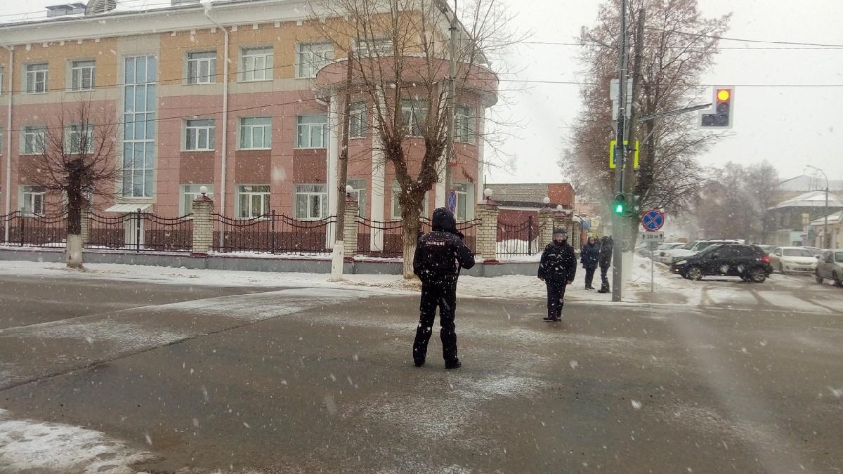 Погода в скопине рязанская область на неделю. Полиция Скопин Рязанская область. Скопин Центральная улица. Нетипичный Скопин. Скопин фото.