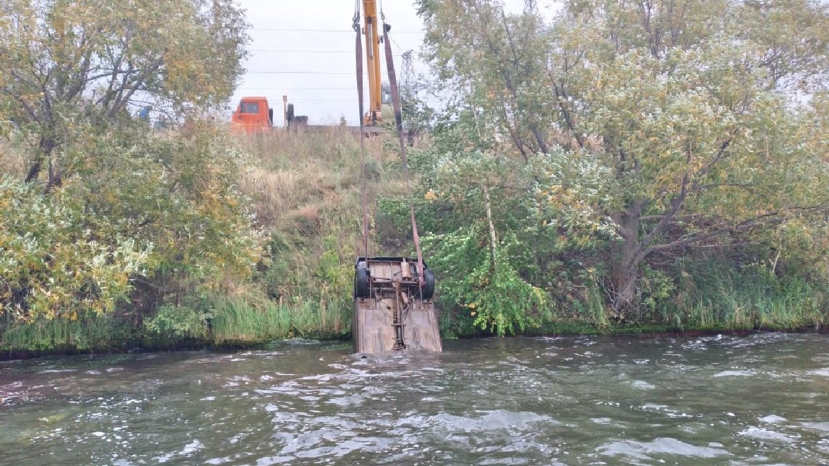 На дне Прони водолазы обнаружили в машине тело новомичуринца, пропавшего в