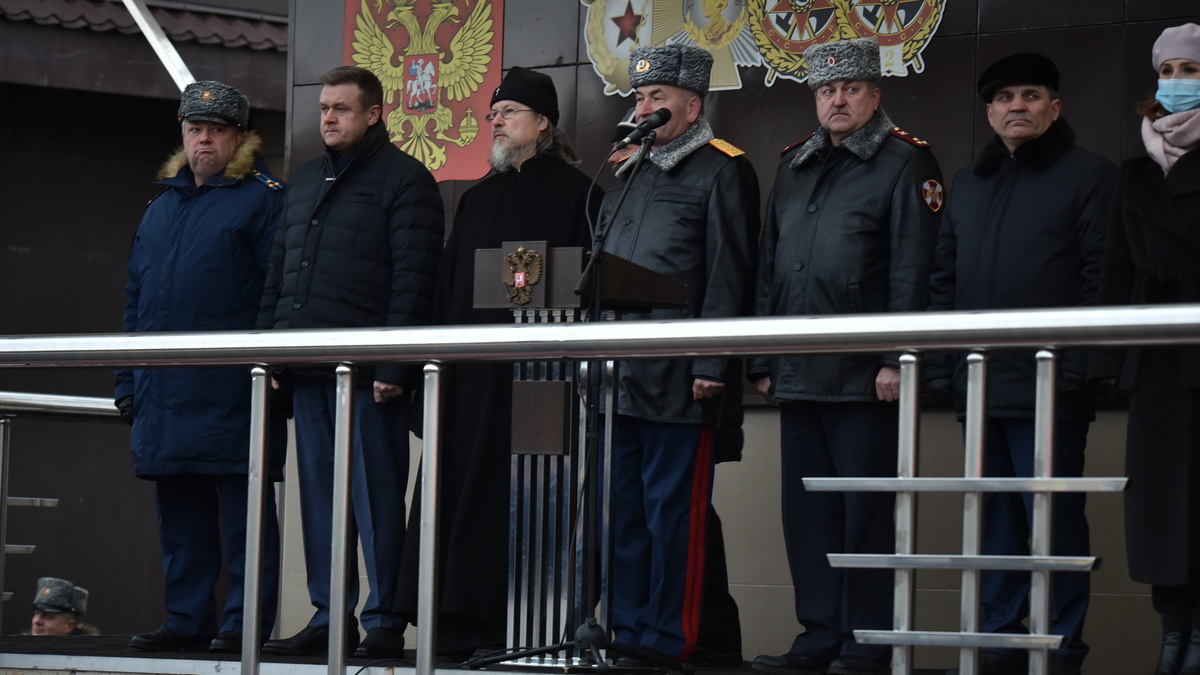 Начальник РГВВДКУ им. В.Ф. Маргелова Алексей Рагозин простился с