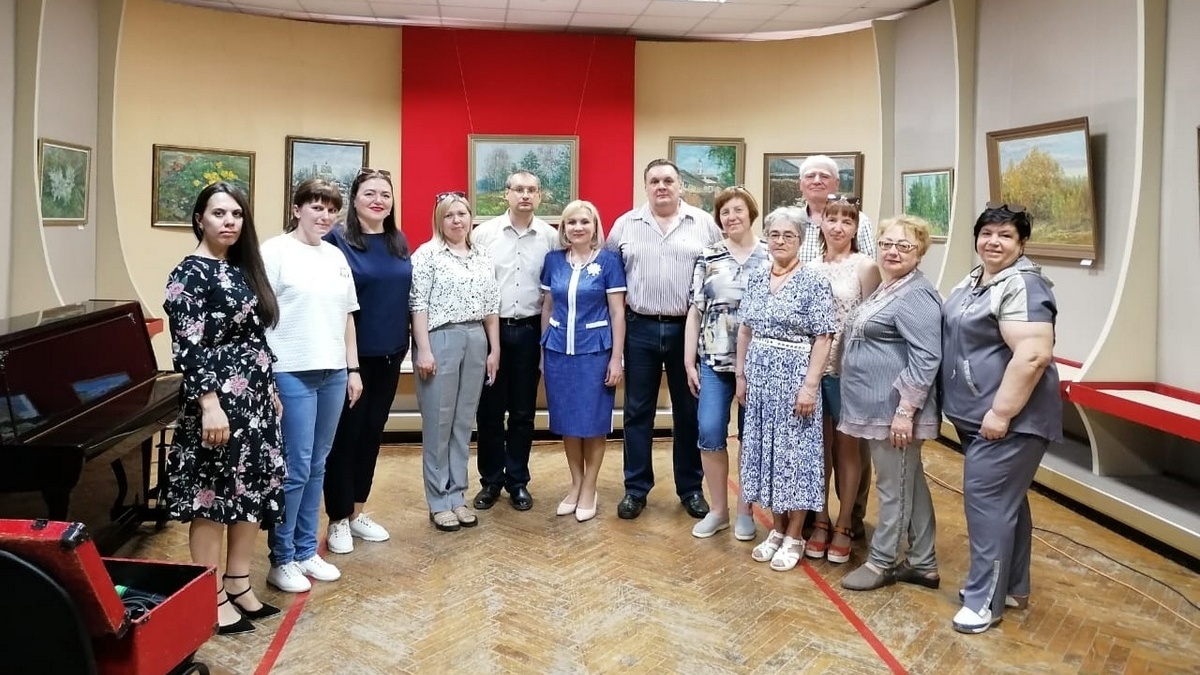 Выставку Сасовского художника открыли в Михайлове | 10.06.2022 | Рязань -  БезФормата