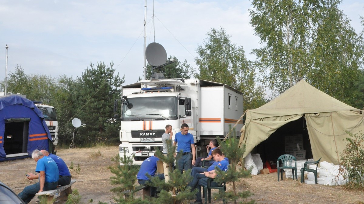 Пожар сдержали, но обстановка сложная». Участники тушения леса в