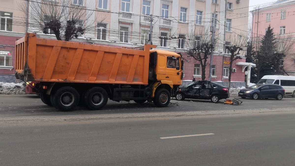 Рязанец пострадал в ДТП на Первомайском проспекте | ИЗДАТЕЛЬСТВО «ПРЕССА»