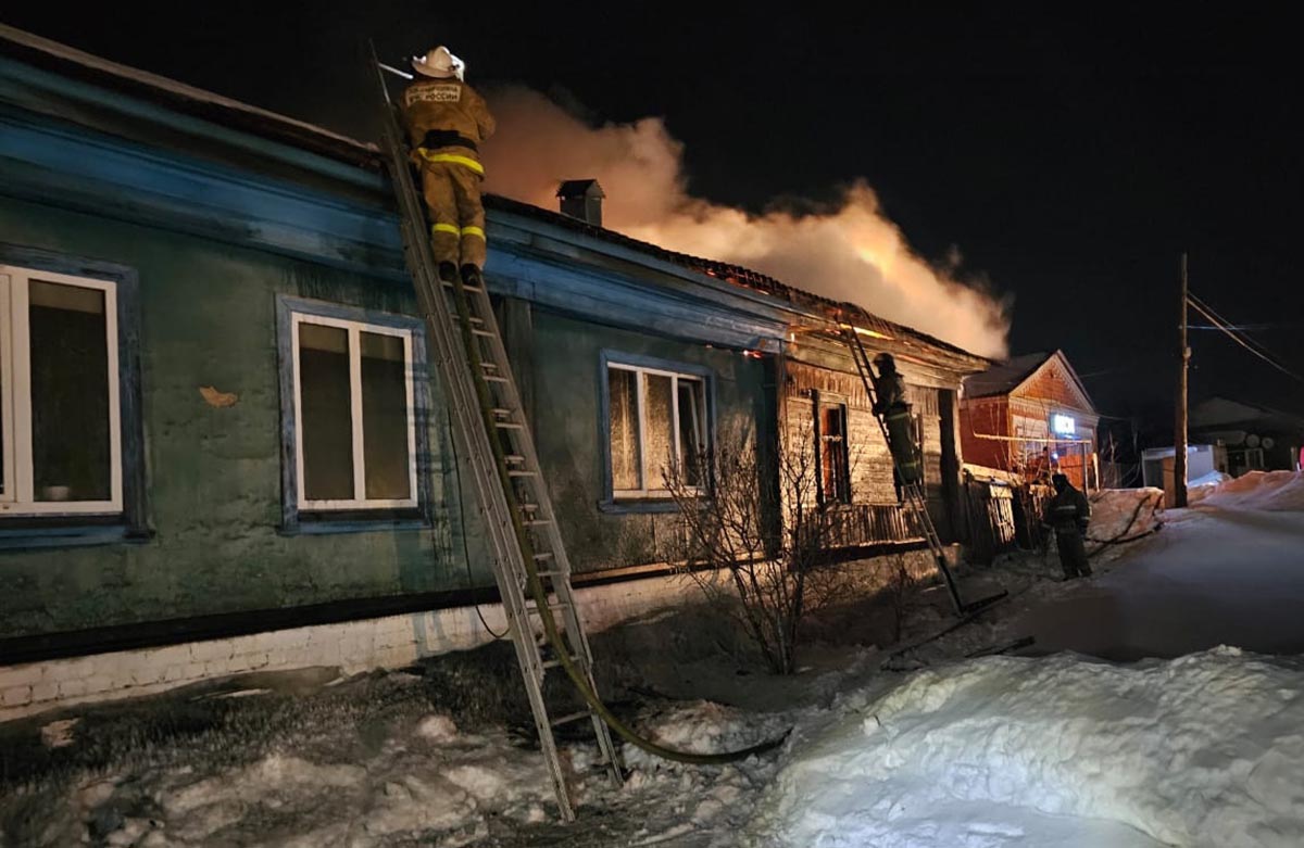 В Шацке на пожаре спасли пожилую женщину | 27.02.2024 | Рязань - БезФормата