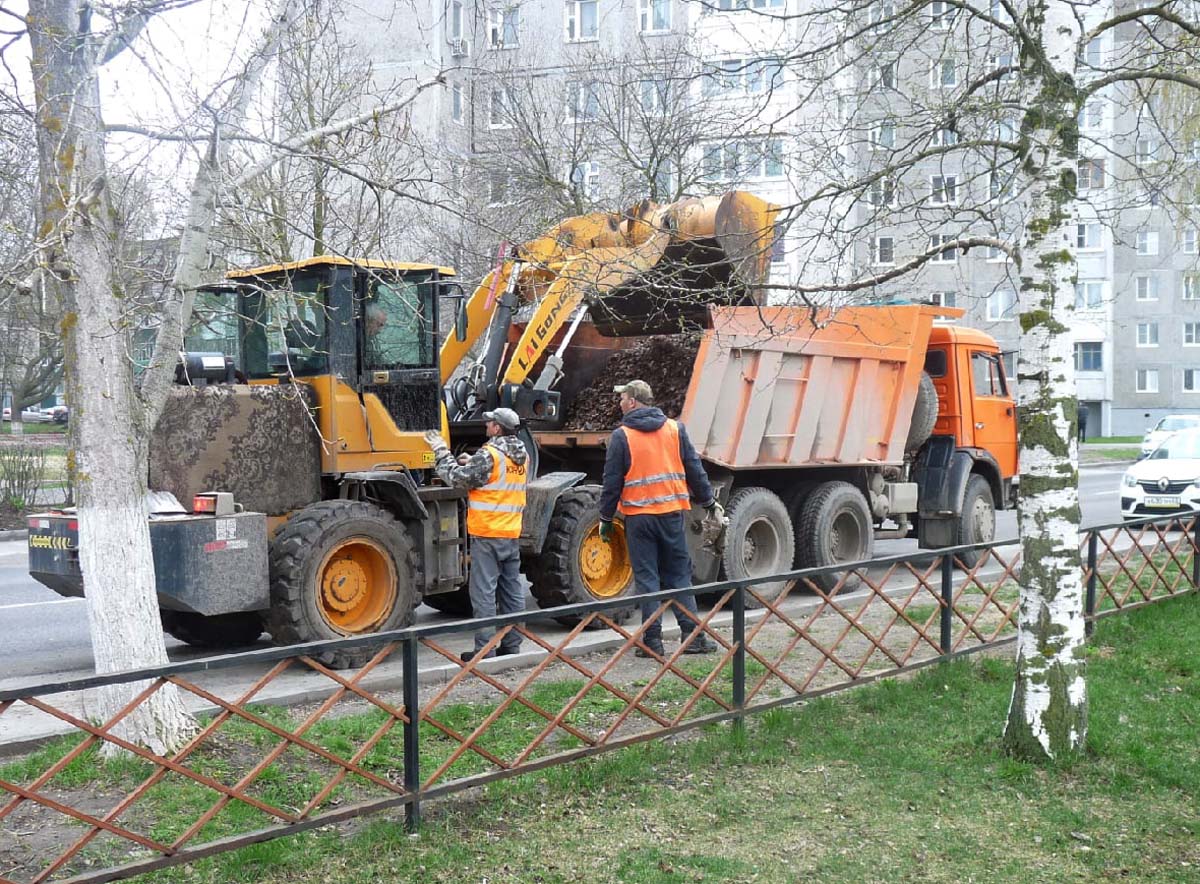 Глава администрации Новомичуринска поблагодарил горожан за участие в  субботнике | 28.04.2022 | Рязань - БезФормата