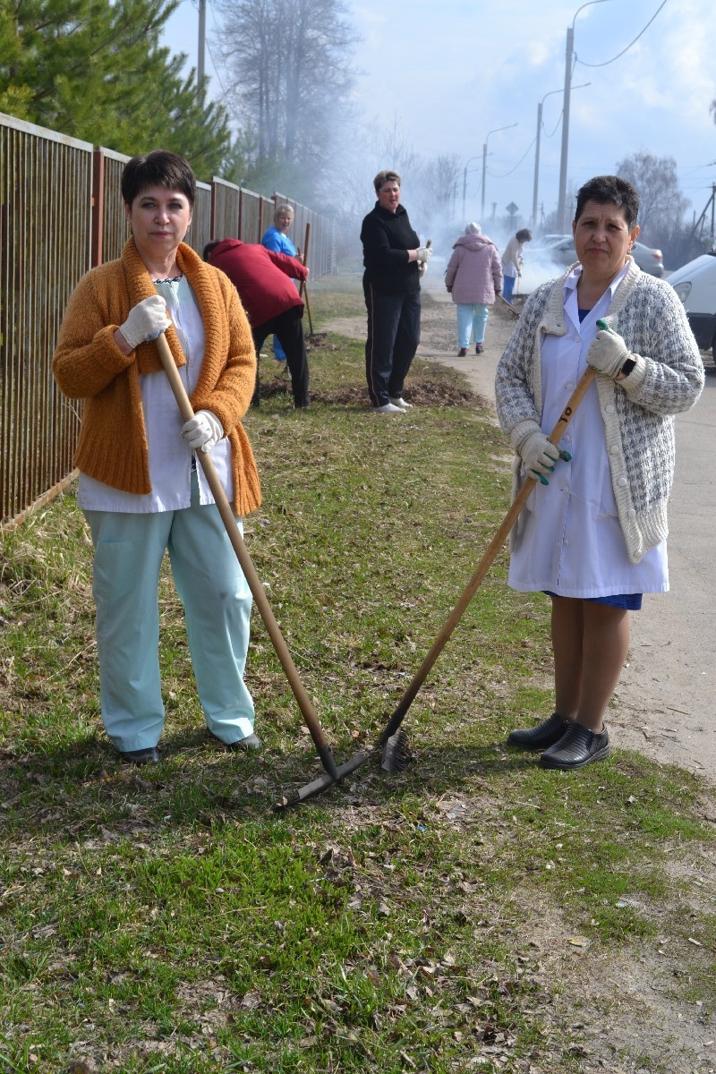 В Пронске провели первый в этом году субботник | 13.04.2022 | Рязань -  БезФормата