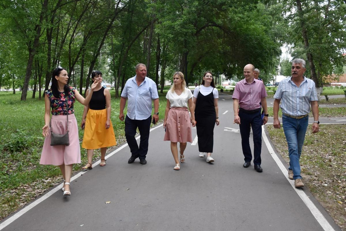 Областная комиссия по благоустройству проверила город Сасово | 05.08.2022 |  Рязань - БезФормата