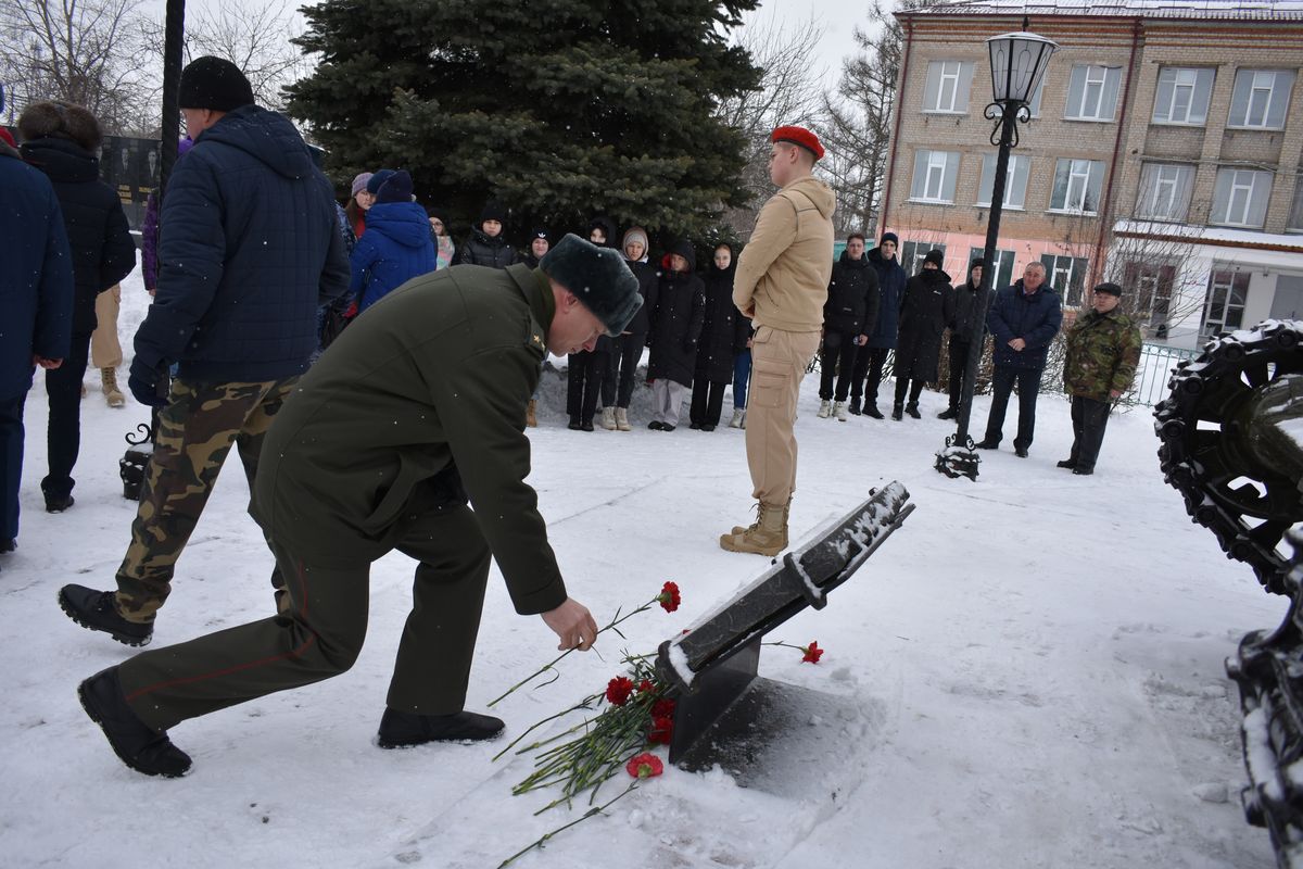 В Ряжске почтили память воинов-интернационалистов | 15.02.2023 | Рязань -  БезФормата