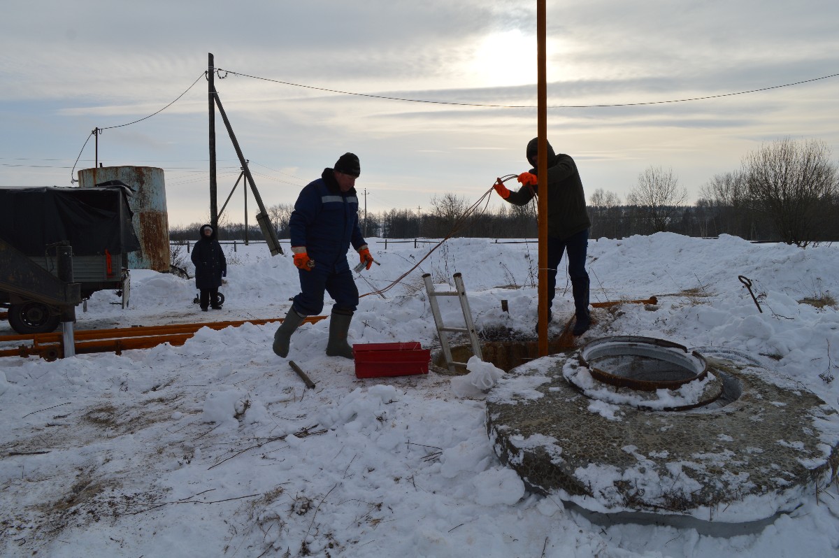 Работники Старожиловского ЖКХ восстановили водоснабжение в микрорайоне  Сельхозтехника | 26.01.2024 | Рязань - БезФормата