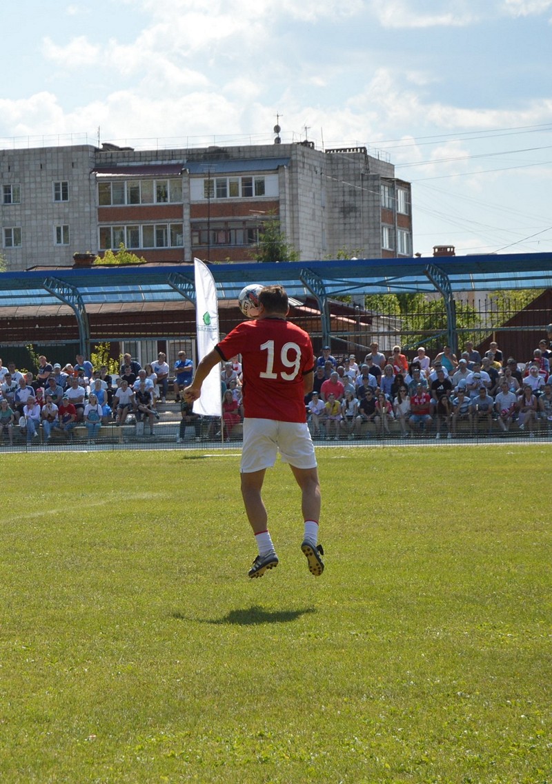 Легенды «Спартака» сыграли в футбол в Касимове | 03.07.2022 | Рязань -  БезФормата