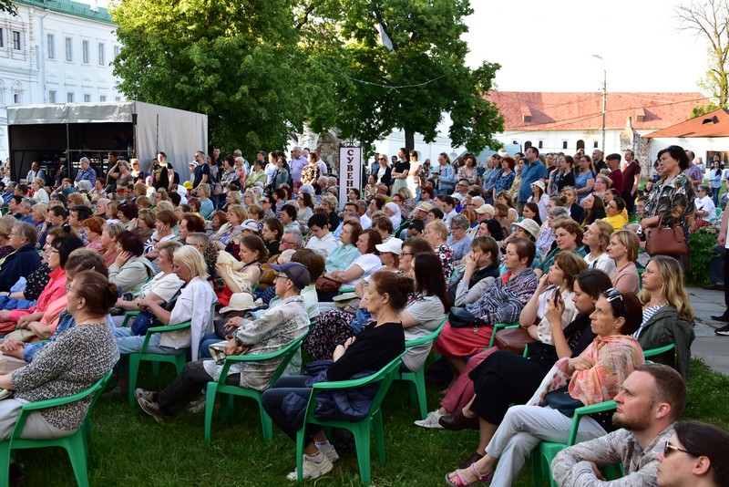 Фестиваль 12. Кремлевские вечера Рязань. Фестиваль Рязань. Кремлевские вечера Рязань 2022. Фестиваль начало Рязань 2019.