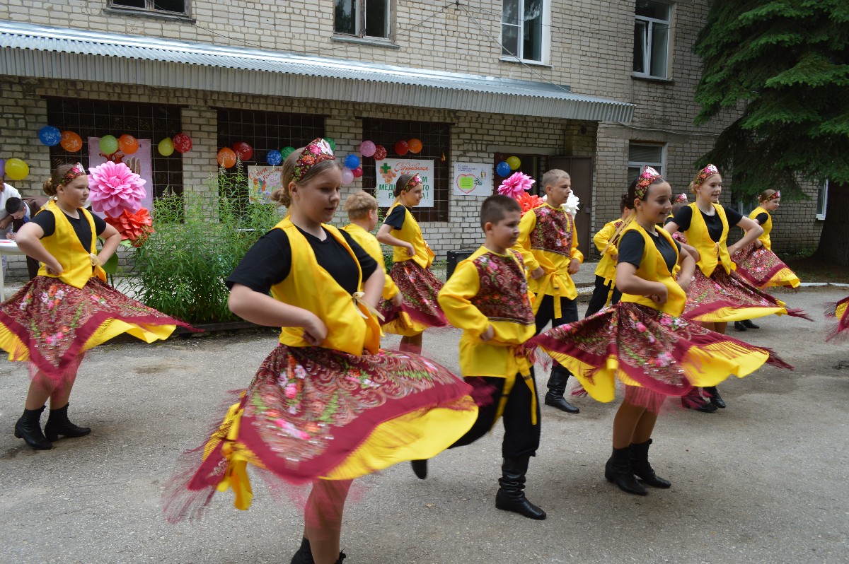 В Старожилове поздравили медработников | 14.06.2024 | Рязань - БезФормата