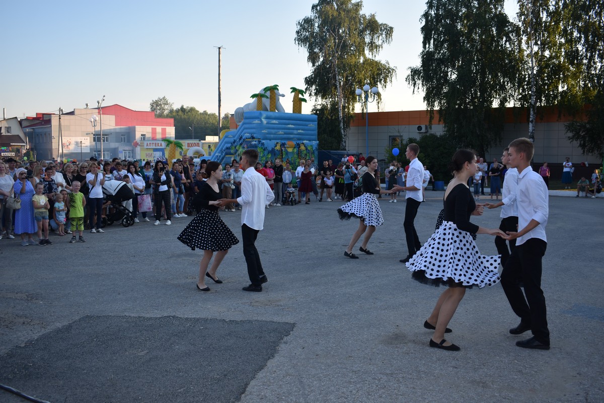 В Путятине отметили День молодежи | 30.06.2024 | Рязань - БезФормата