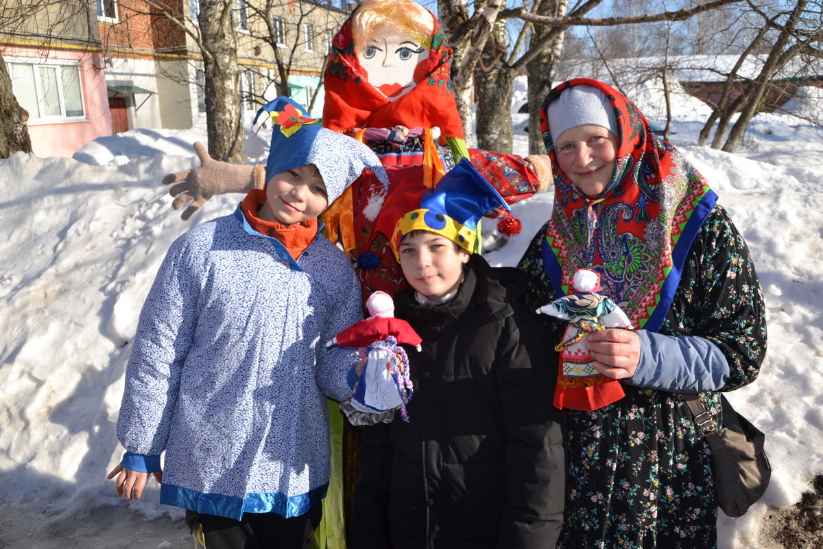 В Сапожке отмечают Масленицу | 13.03.2024 | Рязань - БезФормата