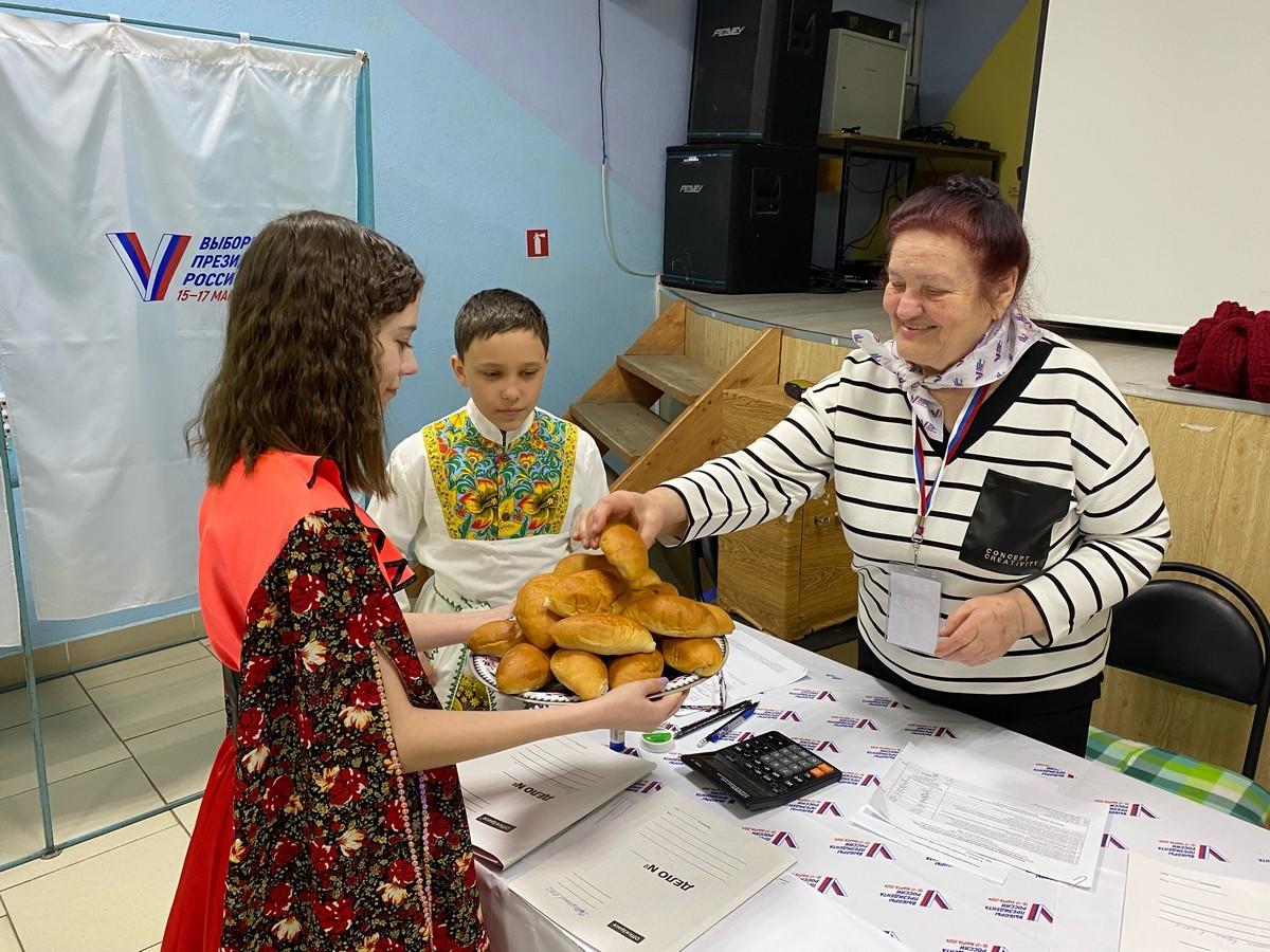 В селе Успенском Скопинского района проголосовали цыгане | 17.03.2024 |  Рязань - БезФормата