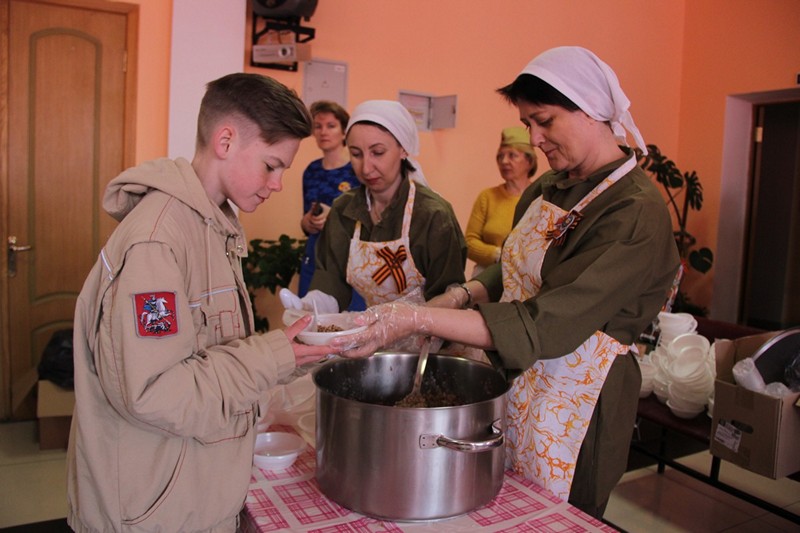 Солдатская каша на празднике