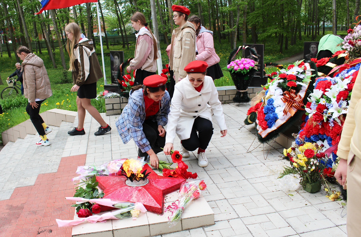 Сараевские школьники встретились с ветеранами пионерского движения |  19.05.2022 | Рязань - БезФормата