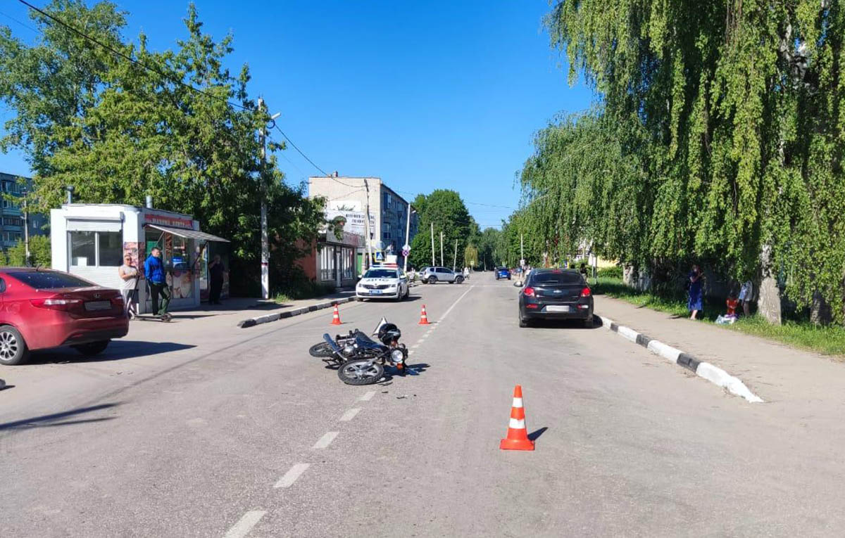 В городе Кораблино автомобиль столкнулся с мотоциклом | 30.05.2024 | Рязань  - БезФормата