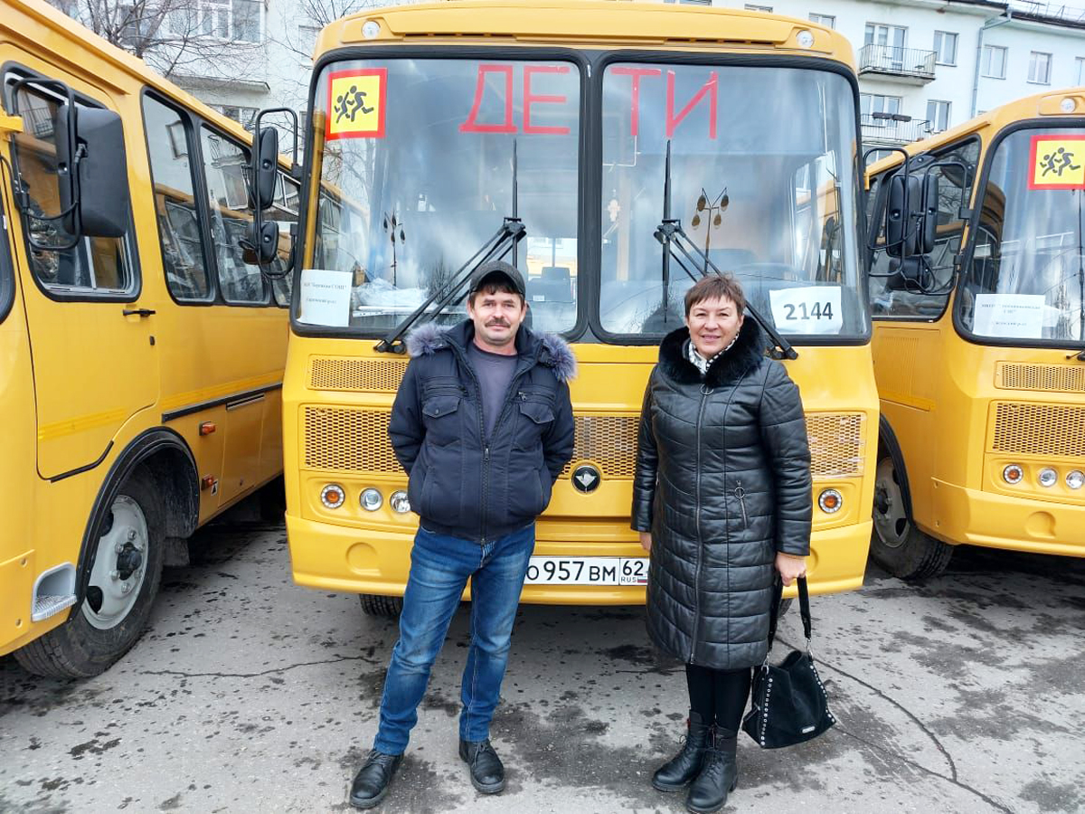 В Борецкую школу Сараевского района детей будут привозить на новом автобусе  | 15.11.2021 | Рязань - БезФормата