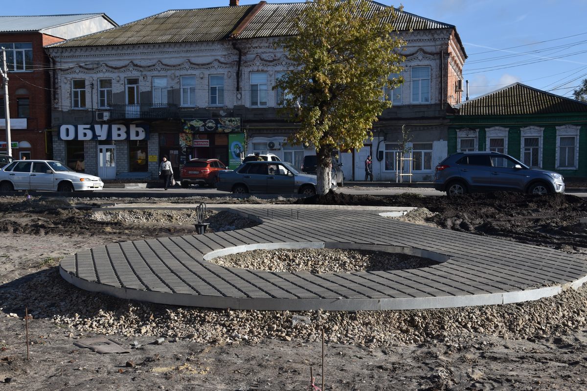 В Спас-Клепиках продолжают благоустраивать скверы | 11.10.2023 | Рязань -  БезФормата