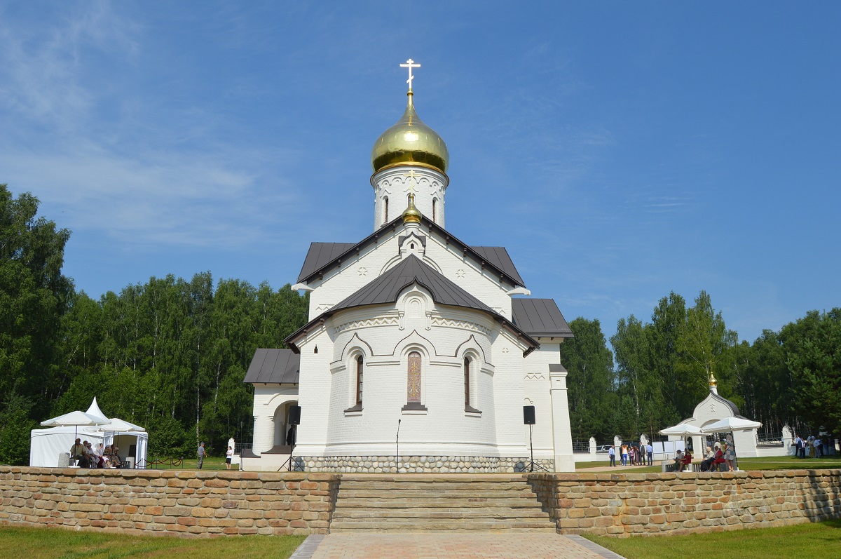 В Касимовском районе освятили храм святых Петра и Февронии | ИЗДАТЕЛЬСТВО  «ПРЕССА»