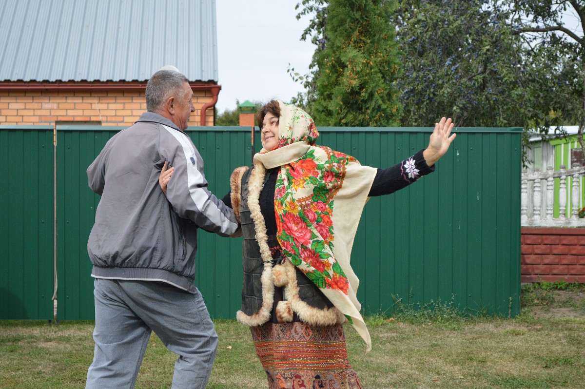 Праздник села Медвежье. День села медведь. Медведь в деревне.