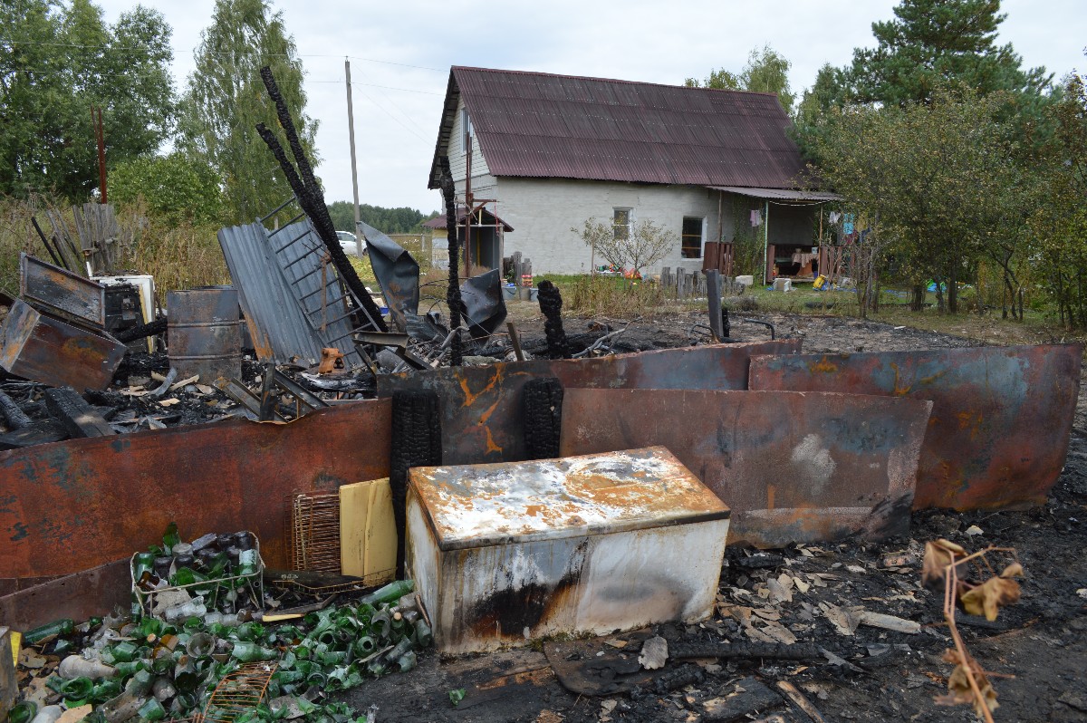 В старожиловской деревне Бутырки сгорел сарай | 09.09.2021 | Рязань -  БезФормата